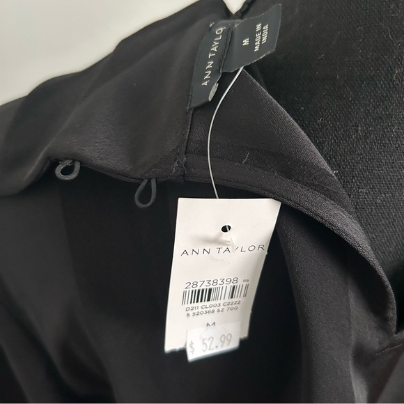 Ann Taylor Classic Black Top, Size Medium (8-10) - Picture 6 of 7